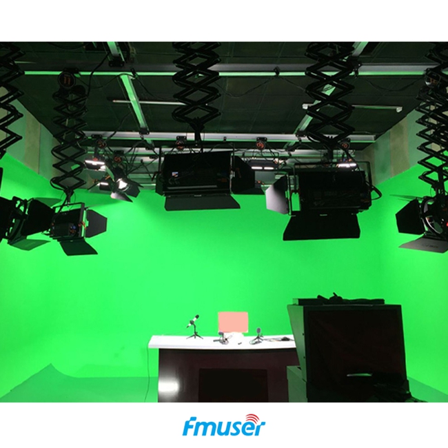 FMUSER MB 50㎡ TV Studio Complete Lighting Kit With Professional Light,  Green Screen, Bracket Etc. For School, Broadcast Studio, VSS System